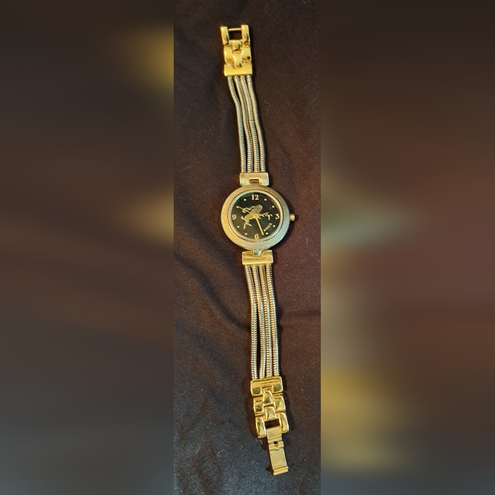 Aries Zodiac Sign Watch Women 28mm Silver Gold Tone Black Dial New Battery 6.5"